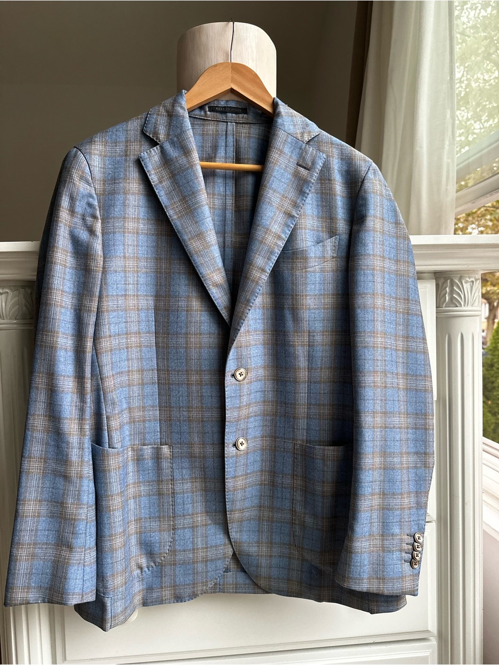 L.B.M. 1911 Tailored Limited Edition blazer, Made in Italy.